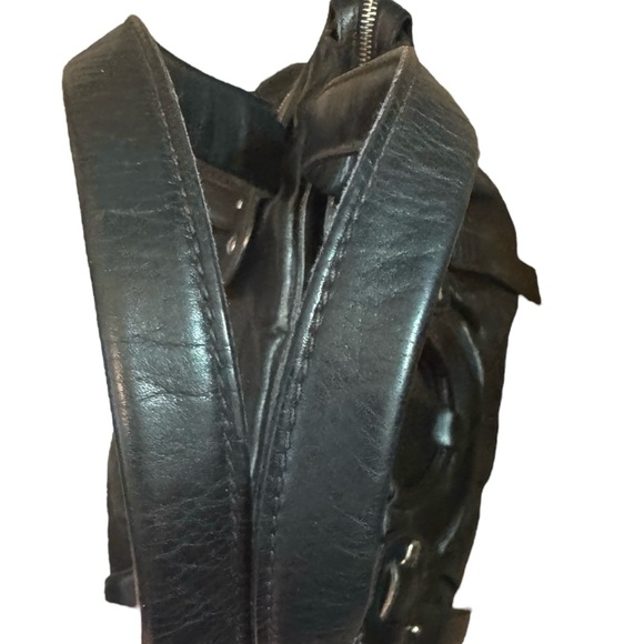 Salvatore Ferragamo Lambskin Gancini Shoulder Bag - Picture 15 of 16